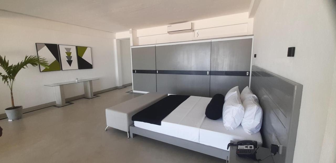 Josan Villa With A Glorious Beach And Sea View Habaraduwa Bagian luar foto
