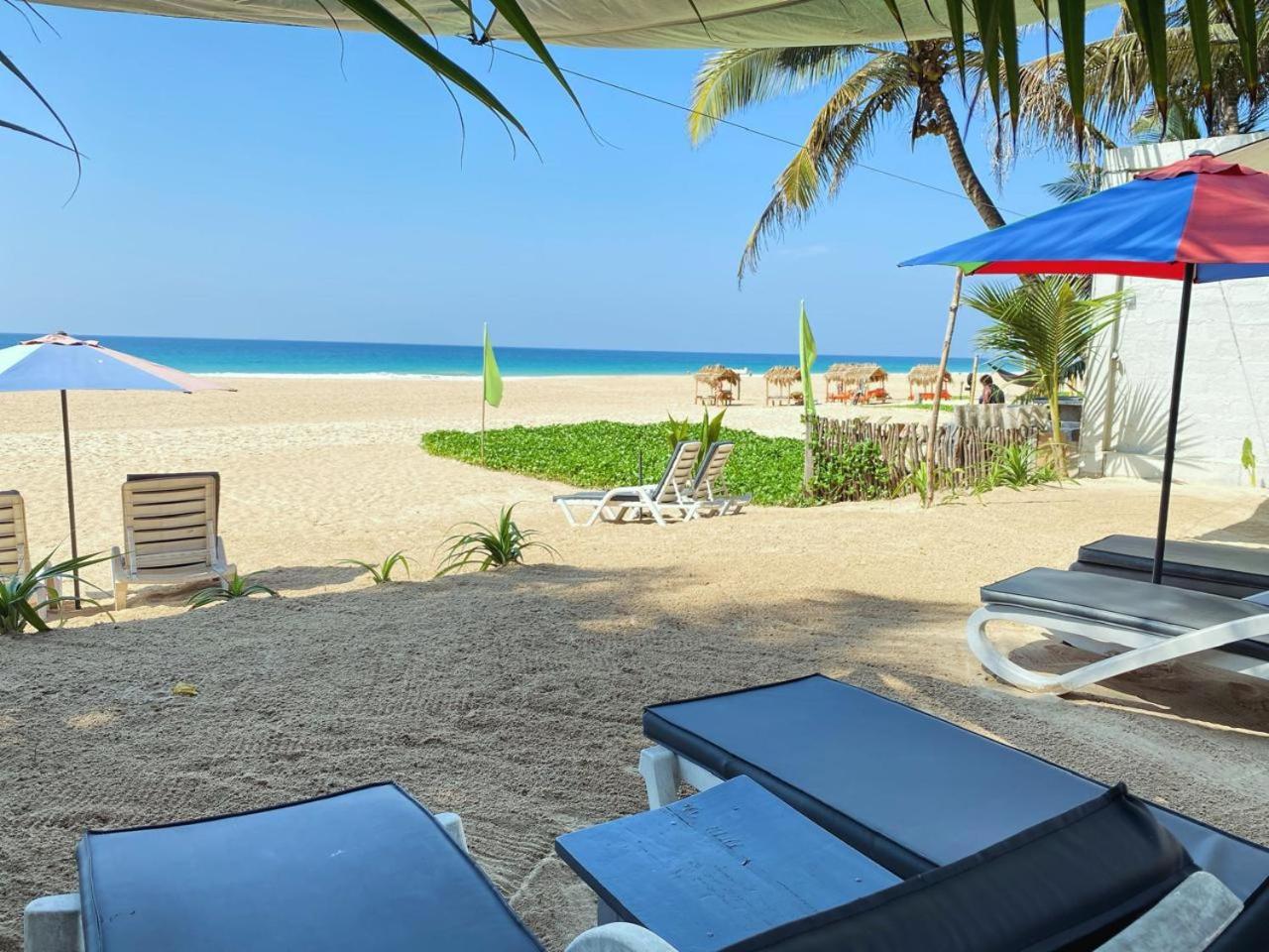 Josan Villa With A Glorious Beach And Sea View Habaraduwa Bagian luar foto